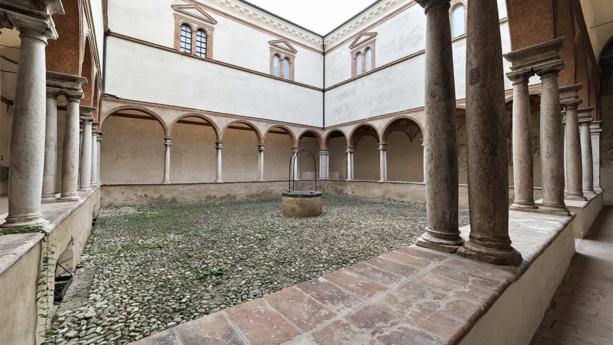 Il chiostro piccolo